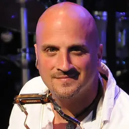 Portrait of Mike DelGuidice