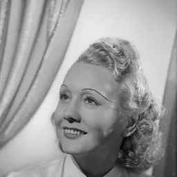 Portrait of Florelle