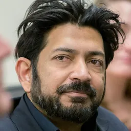 Portrait of Siddhartha Mukherjee
