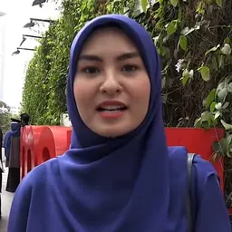 Portrait of Wany Hasrita