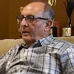Portrait of Mano Murthy