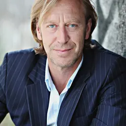 Portrait of Oliver Stritzel