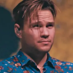 Portrait of Tilian Pearson