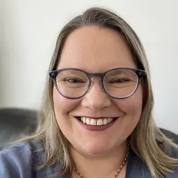 Portrait of Siobhan Leachman