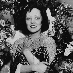 Portrait of Anny Ahlers