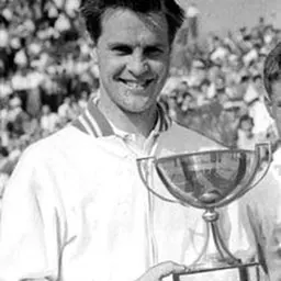 Portrait of Sven Davidson