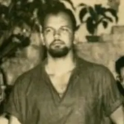 Portrait of Robin Vaz