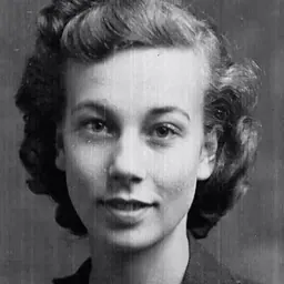 Portrait of Helen Kerly