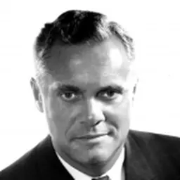 Portrait of Les Lye
