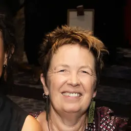Portrait of Lisette Burrows