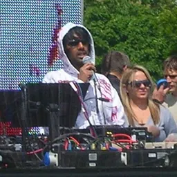 Portrait of DJ Nihal