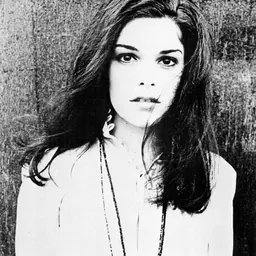 Portrait of Evie Sands
