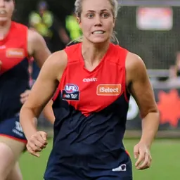 Portrait of Elise Strachan