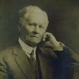 Portrait of Charles Schlecht