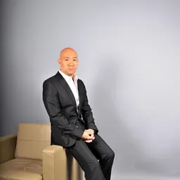 Portrait of Dan Liu