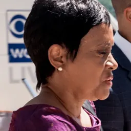 Portrait of Glenda Hatchett