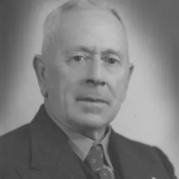 Portrait of Fred Beerworth