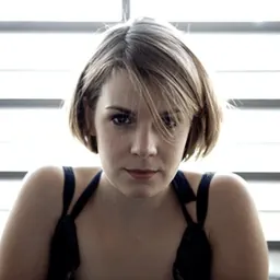 Portrait of Alev Lenz