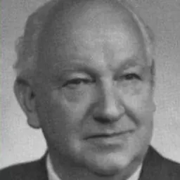 Portrait of Les Irwin