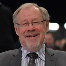Portrait of Walter Kolbow