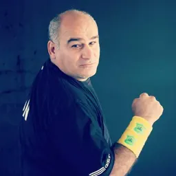Portrait of Kourosh Molaei