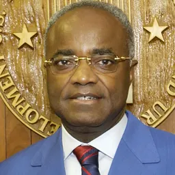 Portrait of Jean Eyeghé Ndong