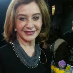 Portrait of Sandra Sade