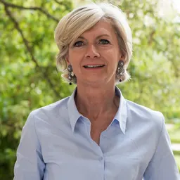 Portrait of Josiane Corneloup