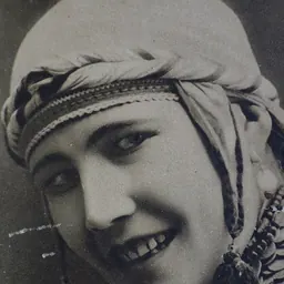 Portrait of Tany Youne