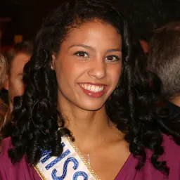 Portrait of Chloé Mortaud