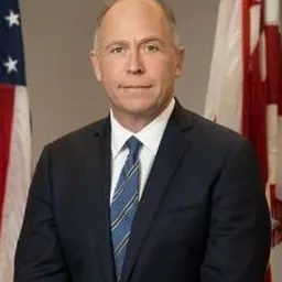 Portrait of Brian Schwalb