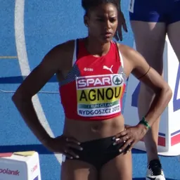 Portrait of Caroline Agnou