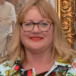 Portrait of Theresa Gattung