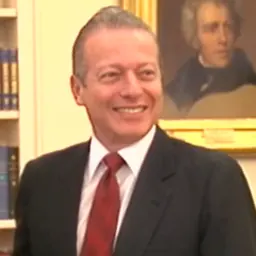 Portrait of Eric Arturo Delvalle