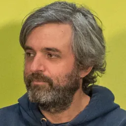 Portrait of Alec Sulkin