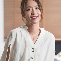 Portrait of Elly Lam