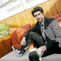 Portrait of Matt Dallas