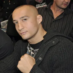 Portrait of Denis Kang