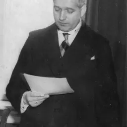 Portrait of Asgaut Steinnes