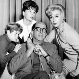 Portrait of Sandy Descher