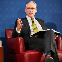 Portrait of Christoper Ragan