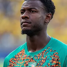 Portrait of Evan Ndicka