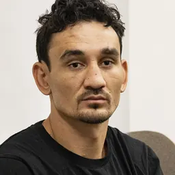 Portrait of Max Holloway