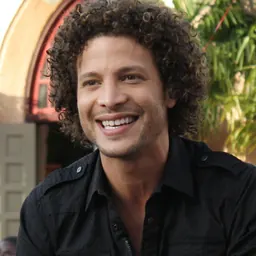 Portrait of Justin Guarini