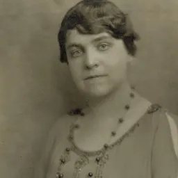 Portrait of Nellie Walker