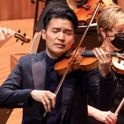 Portrait of Ray Chen