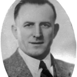 Portrait of Peter Dawson