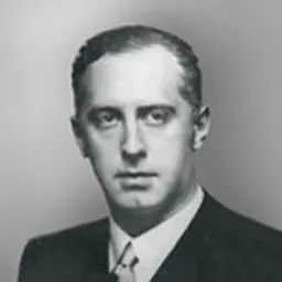 Portrait of Roberto Noble
