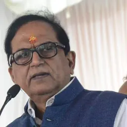 Portrait of Satish Mishra