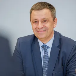 Portrait of Luc Rémont